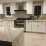 mason-parquet-ceramic-floor-tile-with-dolce-vita-quartzite-countertops