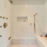 White Glasss Tile with Icecube Shower Floor Mosaic Floor and Border